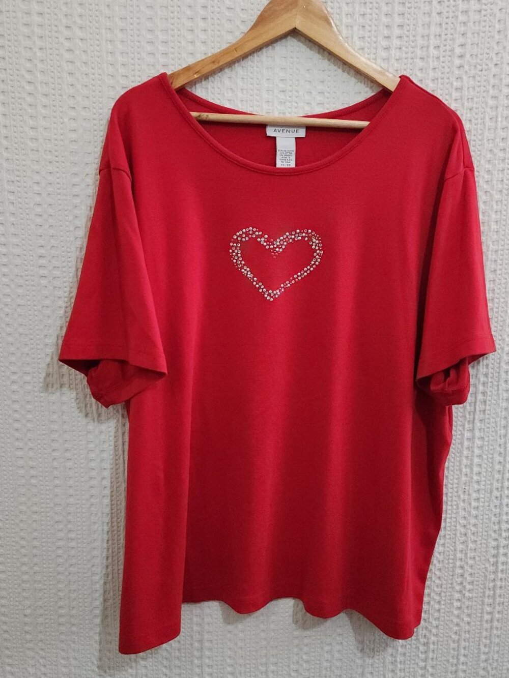 Avenue Y2K Rhinestone Heart Tee Women's Plus Size 30/32 Red Bling Top - Picture 2 of 11